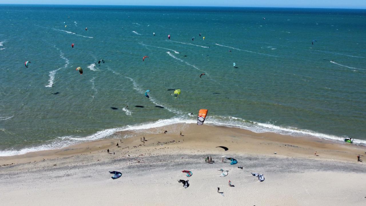 Indiana Kite School And Hostel Cumbuco Exteriör bild
