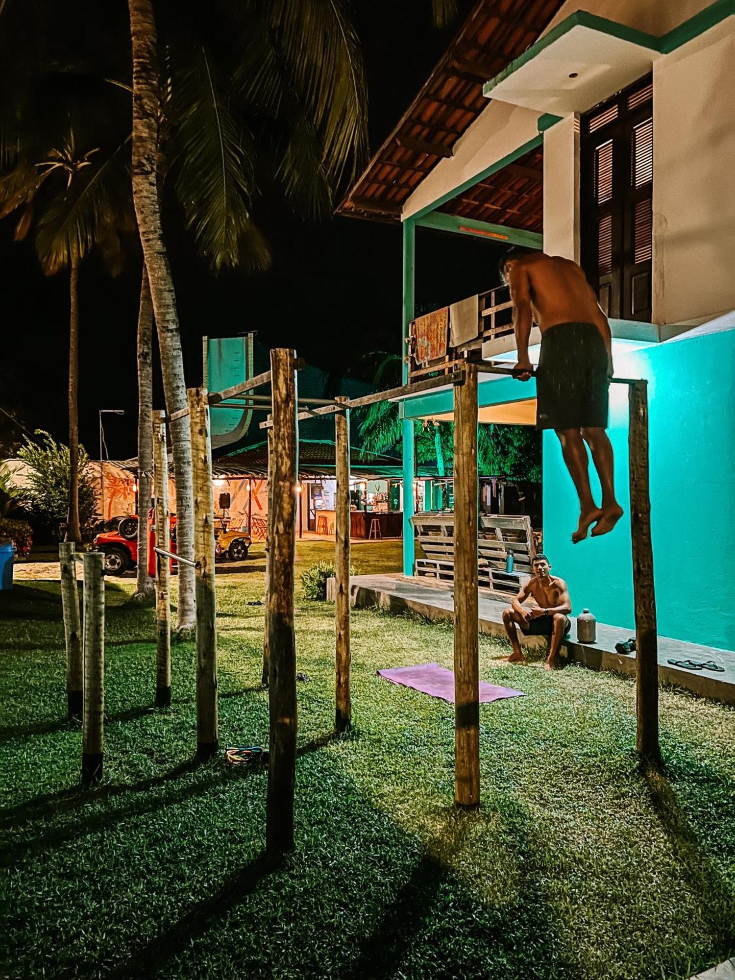Indiana Kite School And Hostel Cumbuco Exteriör bild